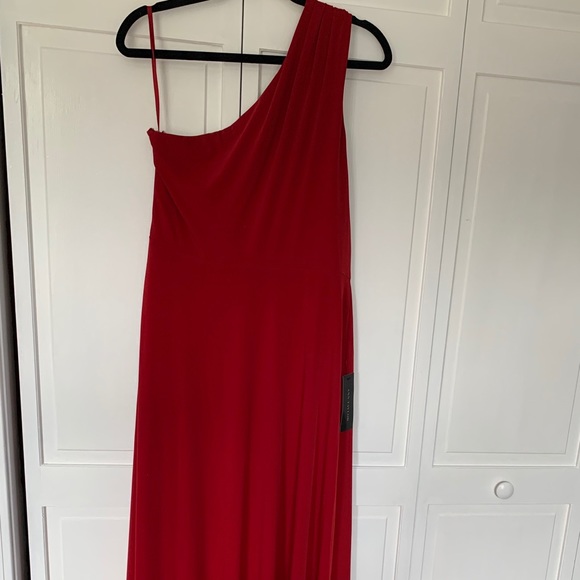 Ann Taylor full length one shoulder ruby red gown - Picture 7 of 8